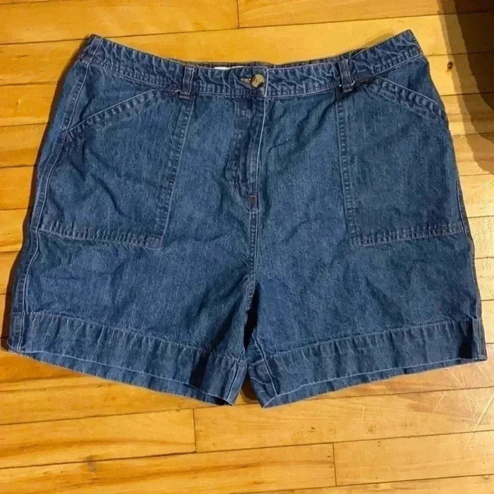 Denver Hayes high rise shorts